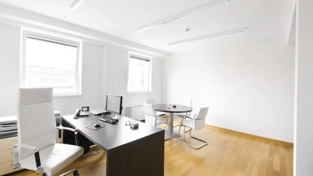 Key Features of Executive Office Table